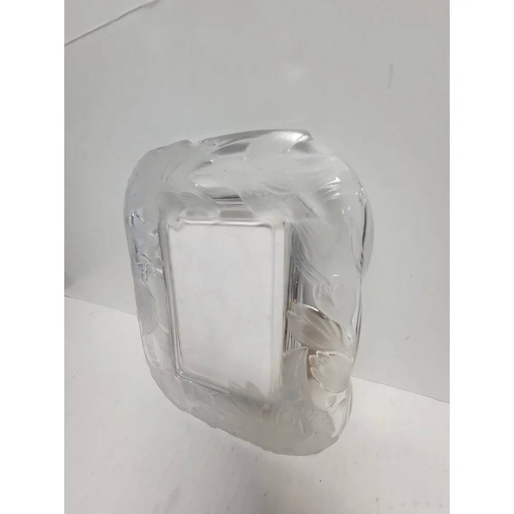 Vtg Frosted hummingbird Floral Crystal Glass Picture Frame 5x3.5‎